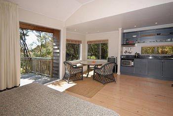 Bay Of Islands Aparthotel 4*